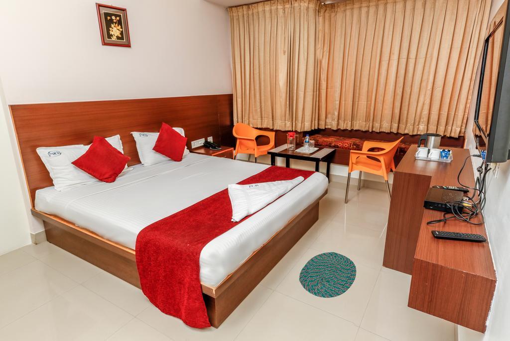 Hotel Pc Residency Mysore Exterior foto